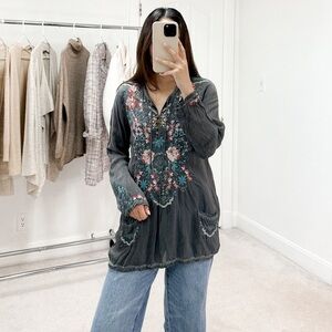 Johnny Was Embroidered Mosaic Tile Tunic Blouse in Grey